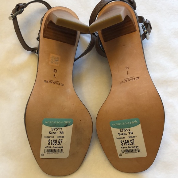 NWT Coach heels. Silver accents. Size 7. - Picture 3 of 5